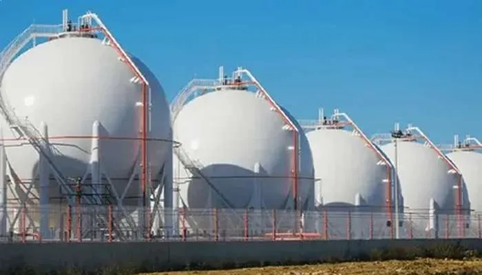 Fabricated Pressure Vessels: Material Selection, Design & Safety Standards (2025 Expert Guide)